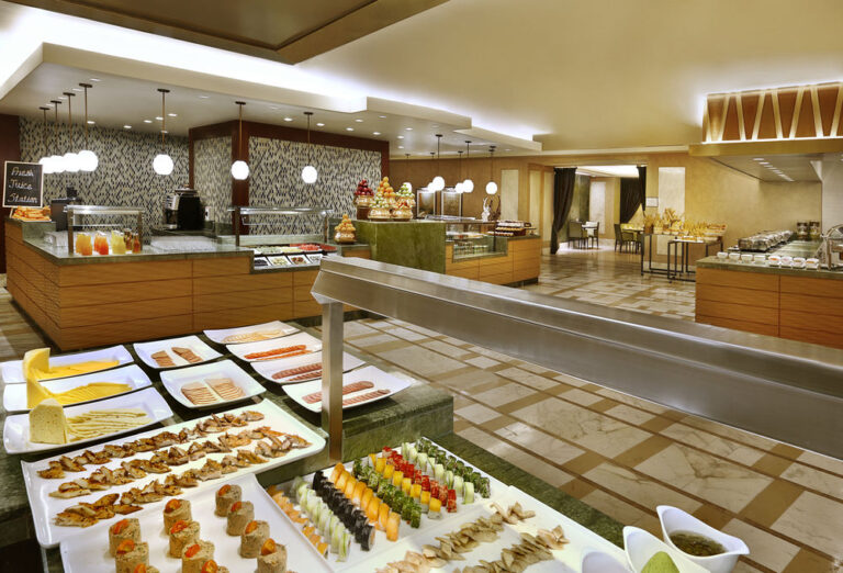 Burj_Al_Sultan_Hotel_Food