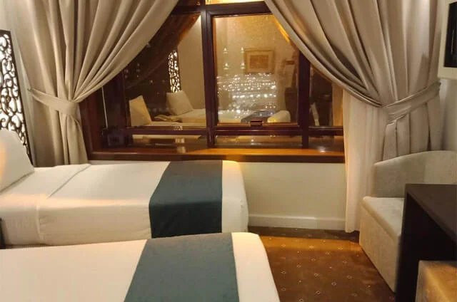 14 Nights 3 Star April Umrah Package 2026