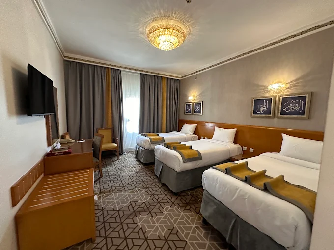 10 Nights 4 star April Umrah Package 2026